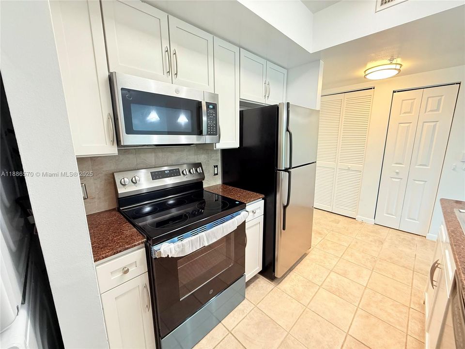 En Venta: $359,500 (1 camas, 1 baños, 760 Pies cuadrados)