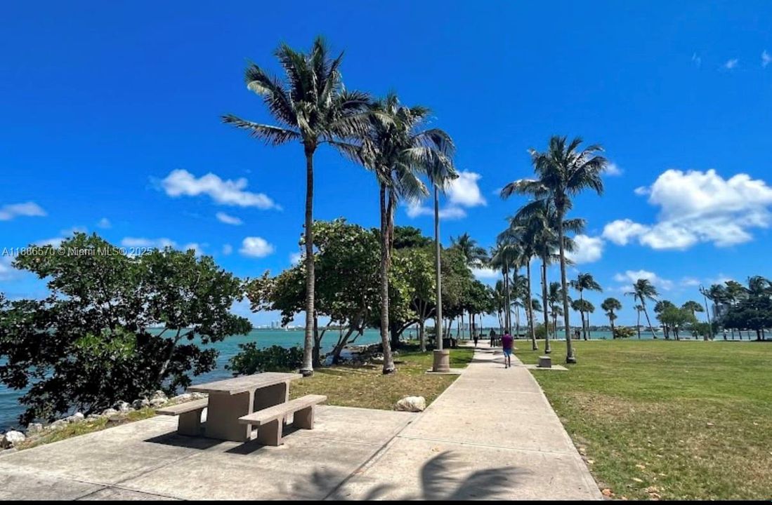 En Venta: $359,500 (1 camas, 1 baños, 760 Pies cuadrados)