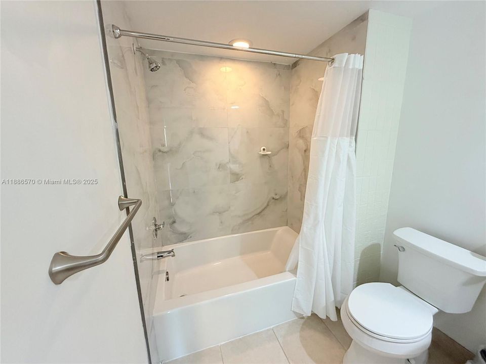 En Venta: $359,500 (1 camas, 1 baños, 760 Pies cuadrados)