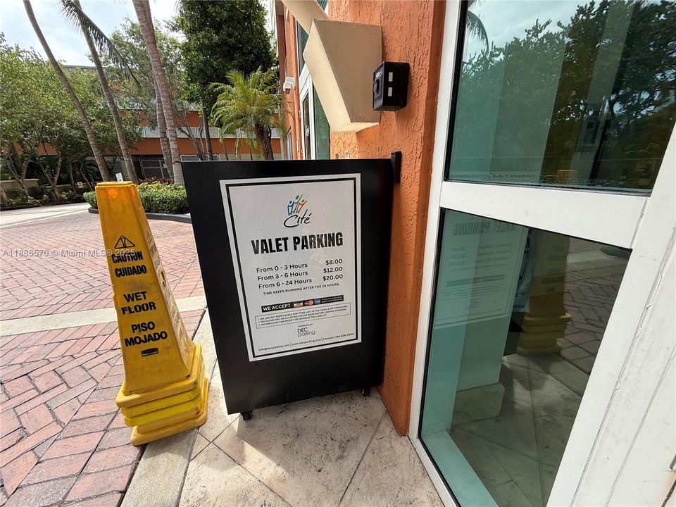 En Venta: $359,500 (1 camas, 1 baños, 760 Pies cuadrados)