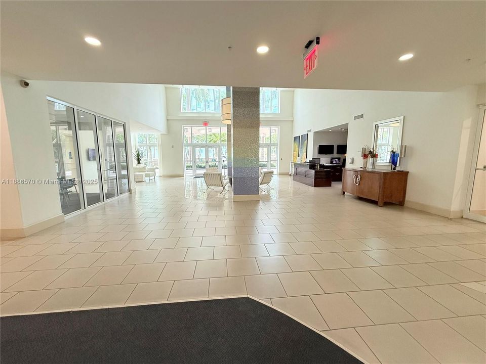 En Venta: $359,500 (1 camas, 1 baños, 760 Pies cuadrados)