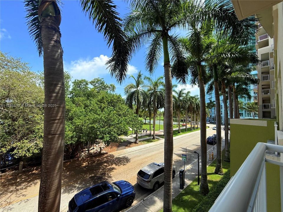 En Venta: $359,500 (1 camas, 1 baños, 760 Pies cuadrados)