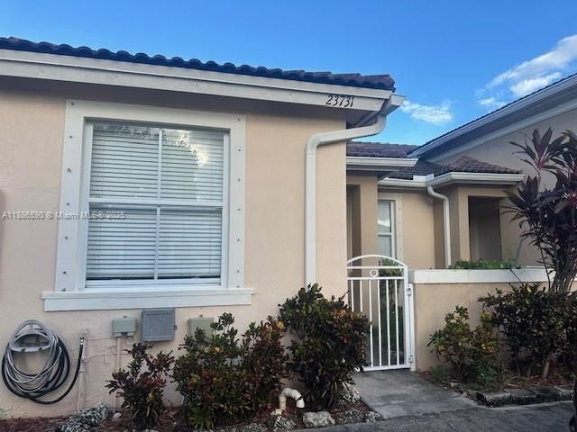 Activo con contrato: $348,000 (2 camas, 2 baños, 1130 Pies cuadrados)