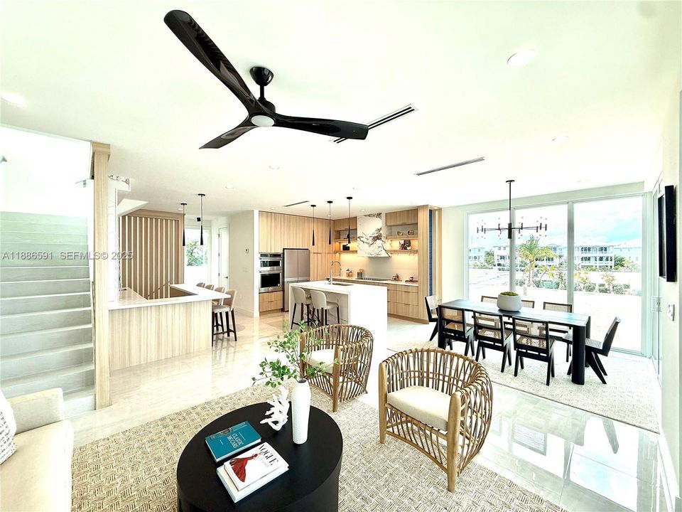 For Sale: $3,475,000 (5 beds, 5 baths, 4091 Square Feet)