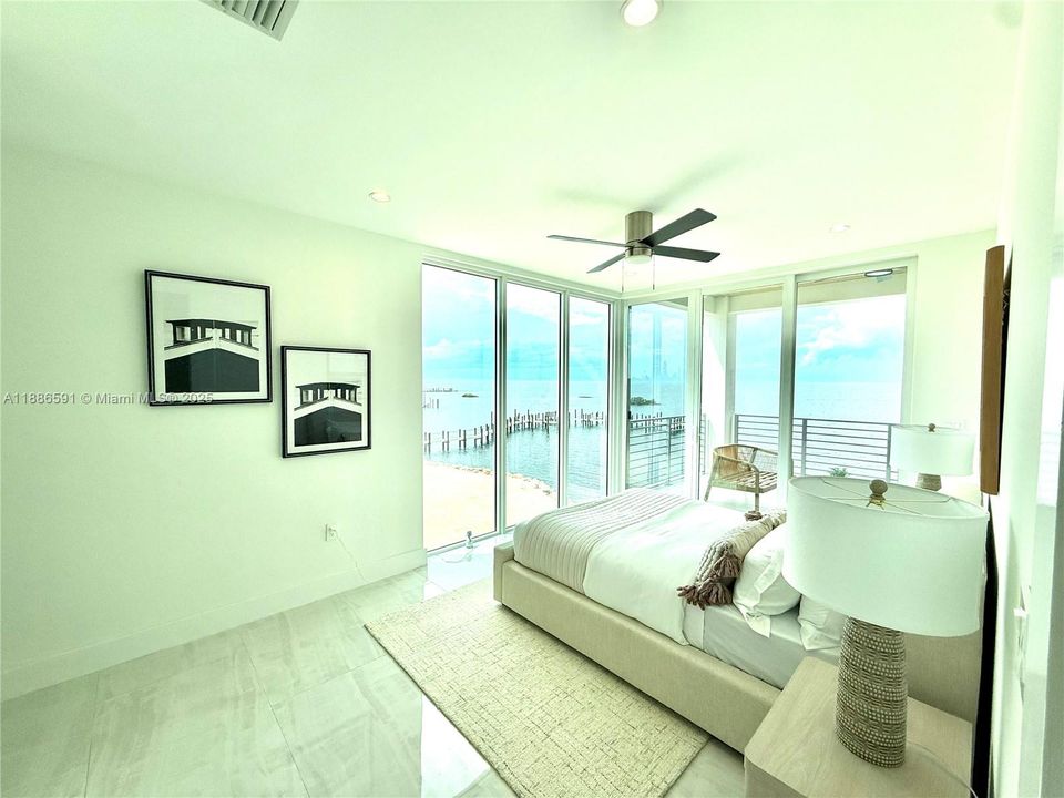 For Sale: $3,475,000 (5 beds, 5 baths, 4091 Square Feet)