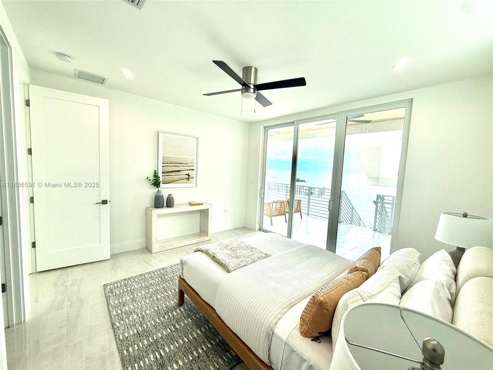 For Sale: $3,475,000 (5 beds, 5 baths, 4091 Square Feet)