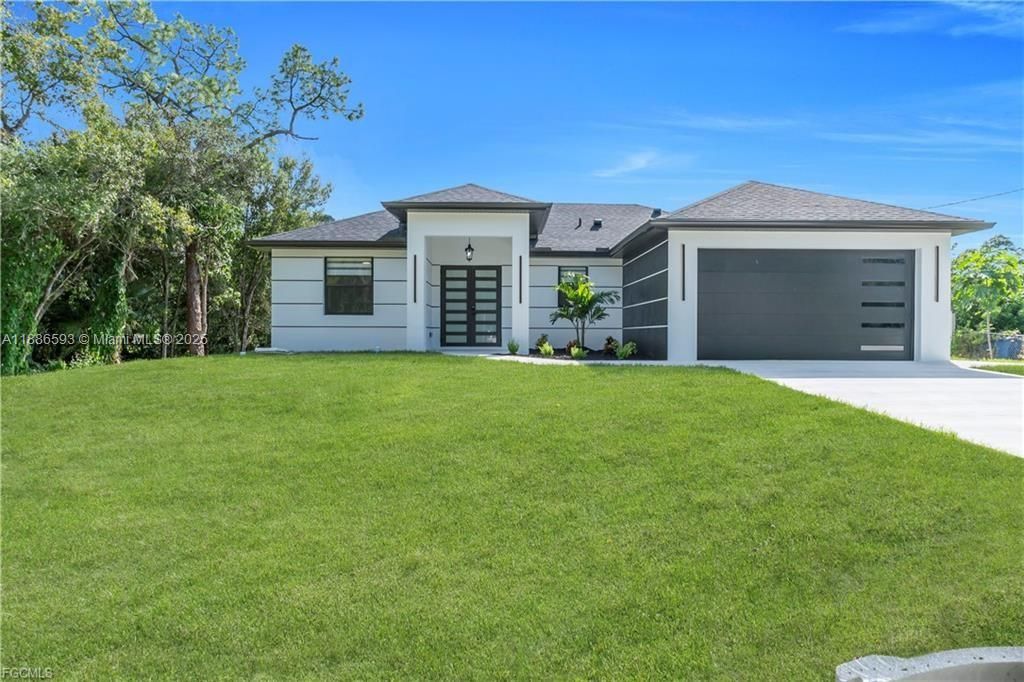 For Sale: $349,900 (3 beds, 2 baths, 1536 Square Feet)