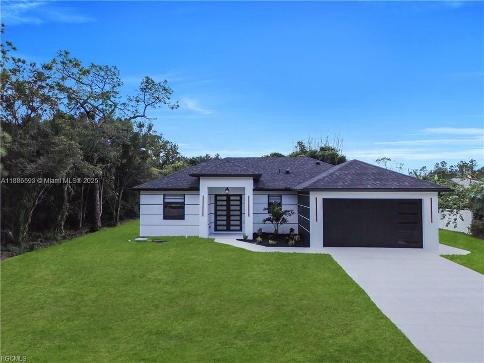 For Sale: $349,900 (3 beds, 2 baths, 1536 Square Feet)