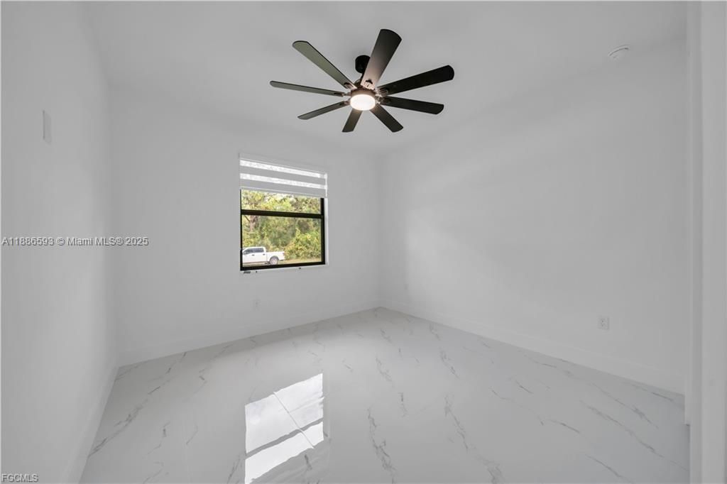 For Sale: $349,900 (3 beds, 2 baths, 1536 Square Feet)