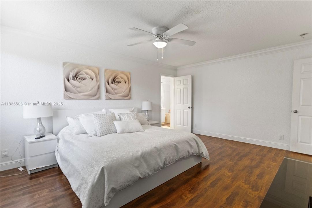 Recently Sold: $780,000 (4 beds, 3 baths, 1902 Square Feet)