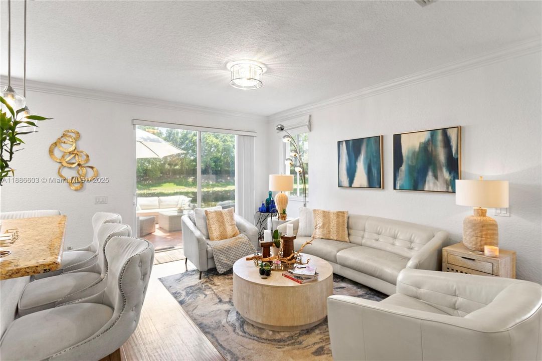 Recently Sold: $780,000 (4 beds, 3 baths, 1902 Square Feet)