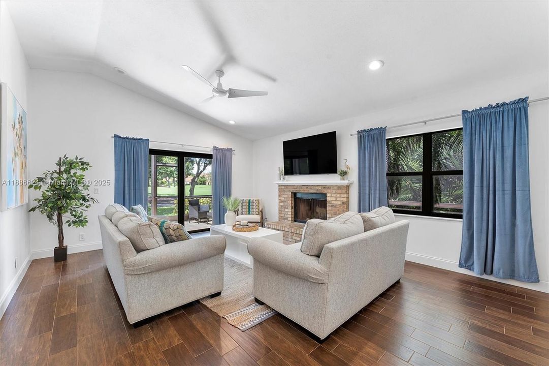 Active With Contract: $615,000 (3 beds, 2 baths, 1480 Square Feet)