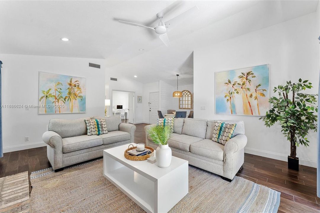 Active With Contract: $615,000 (3 beds, 2 baths, 1480 Square Feet)