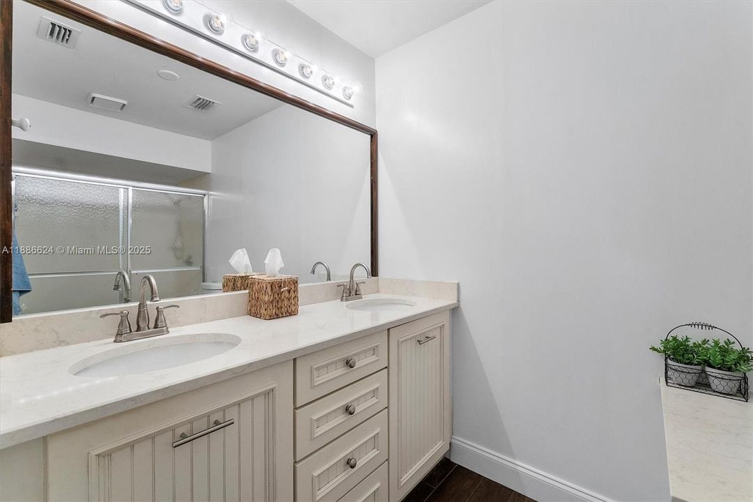 Active With Contract: $615,000 (3 beds, 2 baths, 1480 Square Feet)