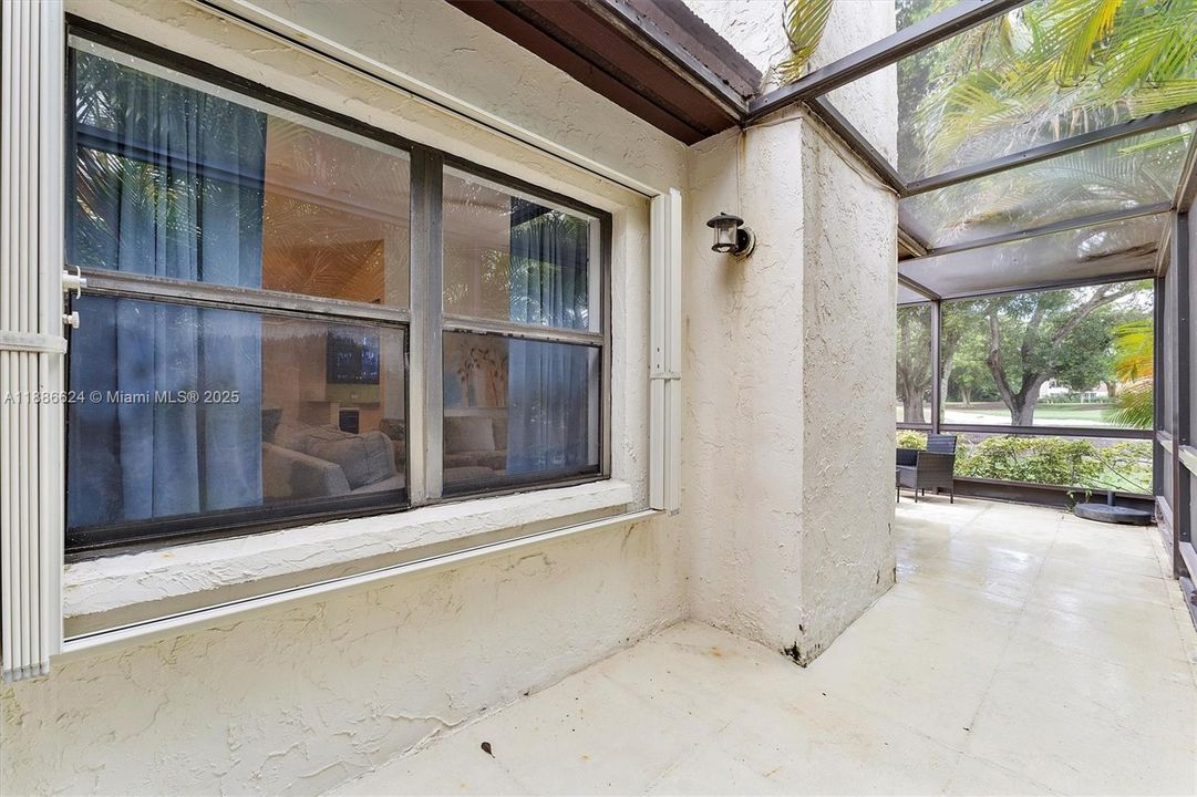 Active With Contract: $615,000 (3 beds, 2 baths, 1480 Square Feet)