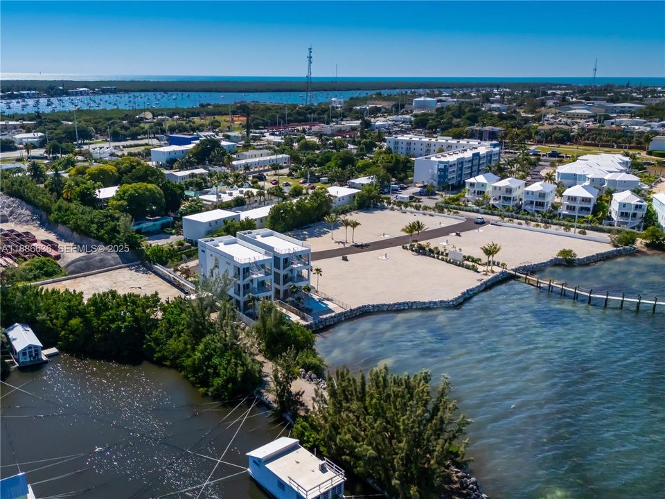 For Sale: $1,975,000 (0.09 acres)