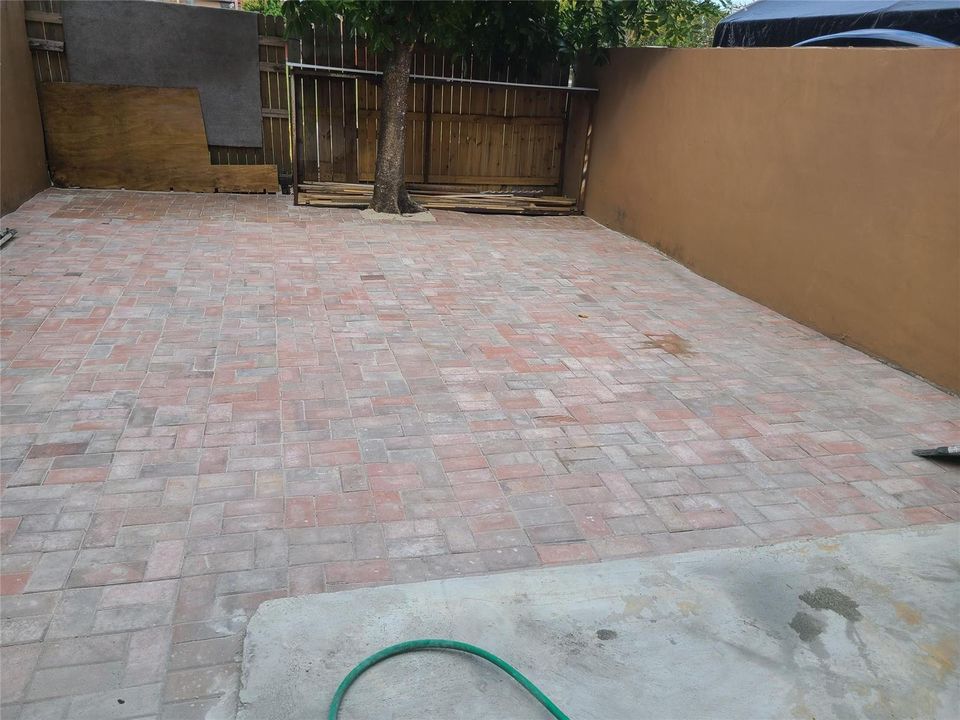 Photo 37
