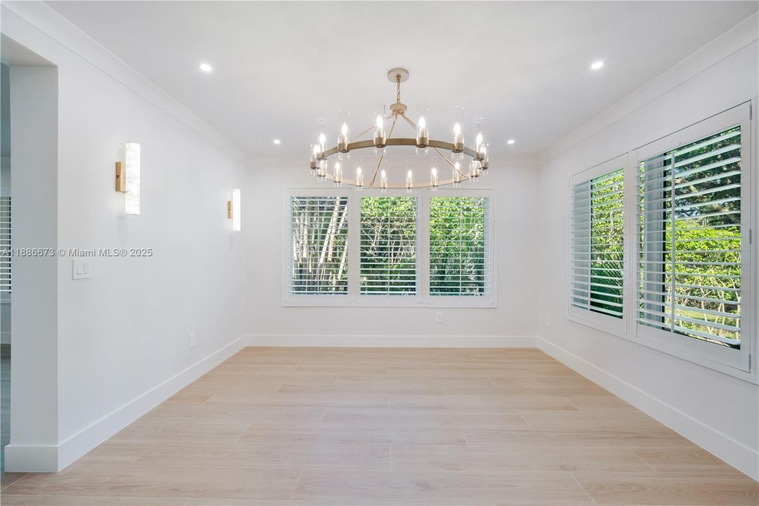 For Sale: $2,900,000 (3 beds, 2 baths, 2196 Square Feet)