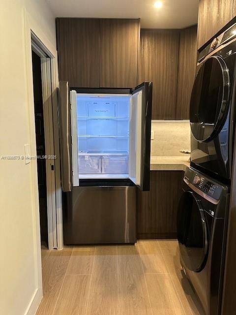 Butler Pantry with extra refrigerator