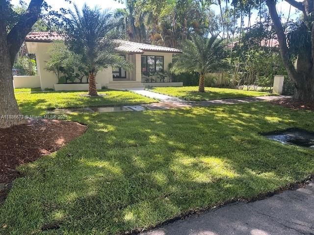 For Sale: $2,900,000 (3 beds, 2 baths, 2196 Square Feet)
