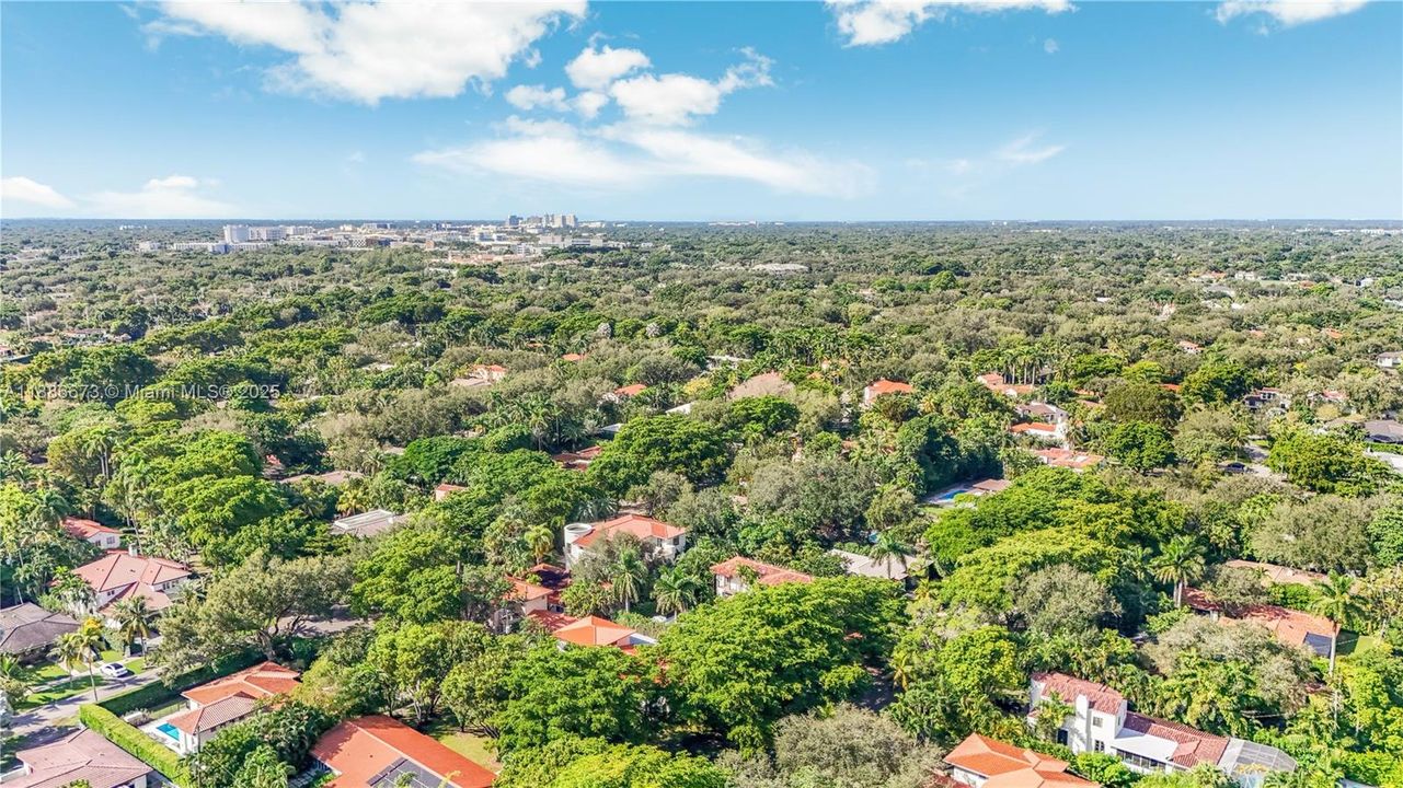 For Sale: $2,900,000 (3 beds, 2 baths, 2196 Square Feet)