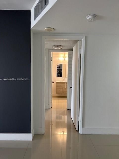 En Venta: $195,000 (2 camas, 1 baños, 903 Pies cuadrados)