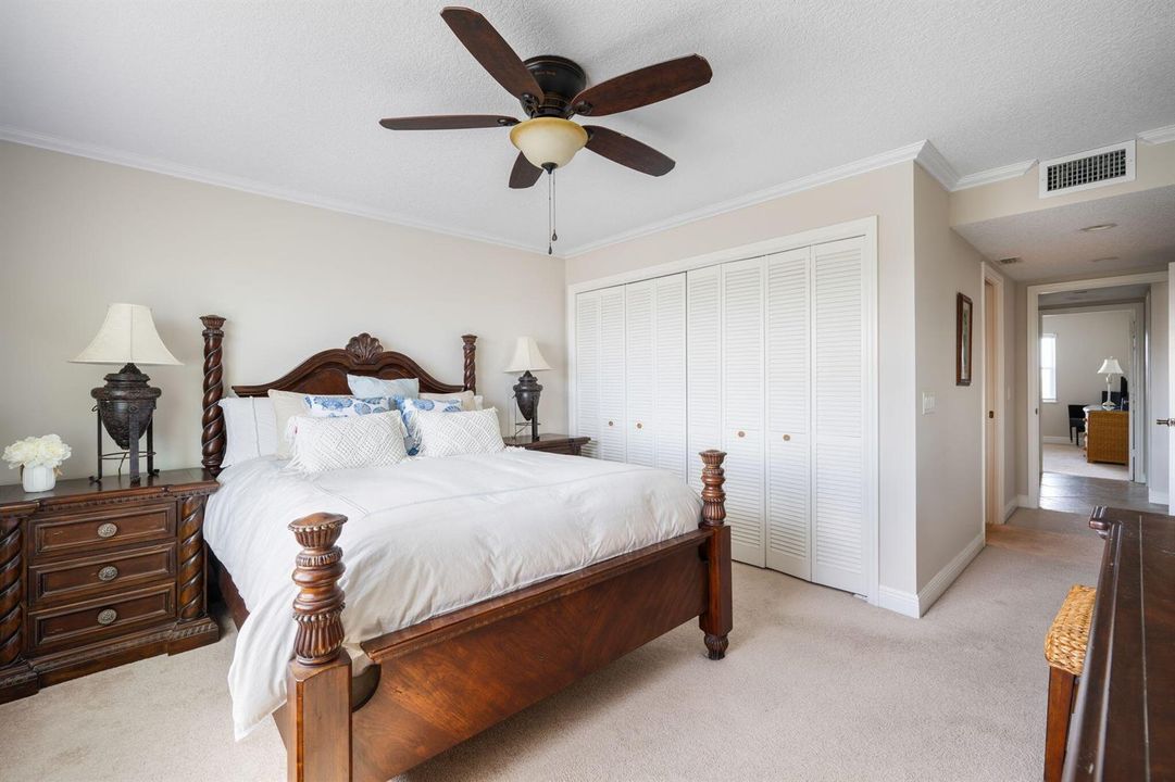 23-web-or-mls-4049 Ocean Dr 505--18