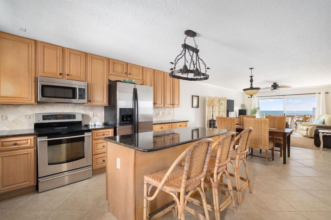 3-web-or-mls-4049 Ocean Dr 505--3