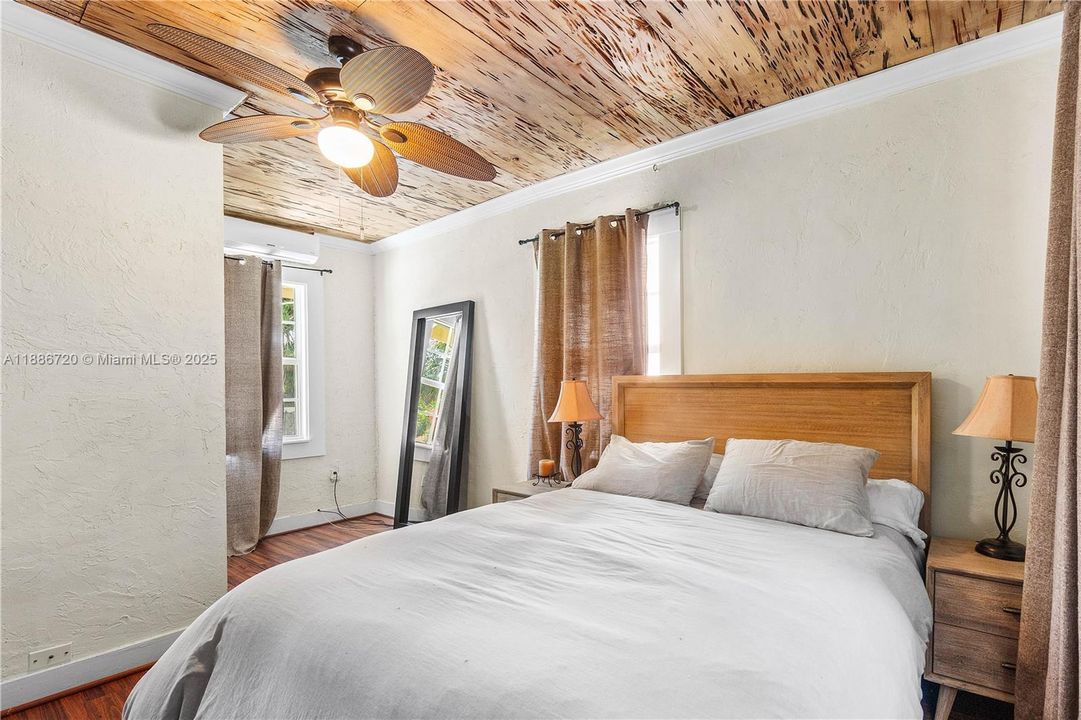 En Venta: $1,200,000 (2 camas, 2 baños, 1054 Pies cuadrados)