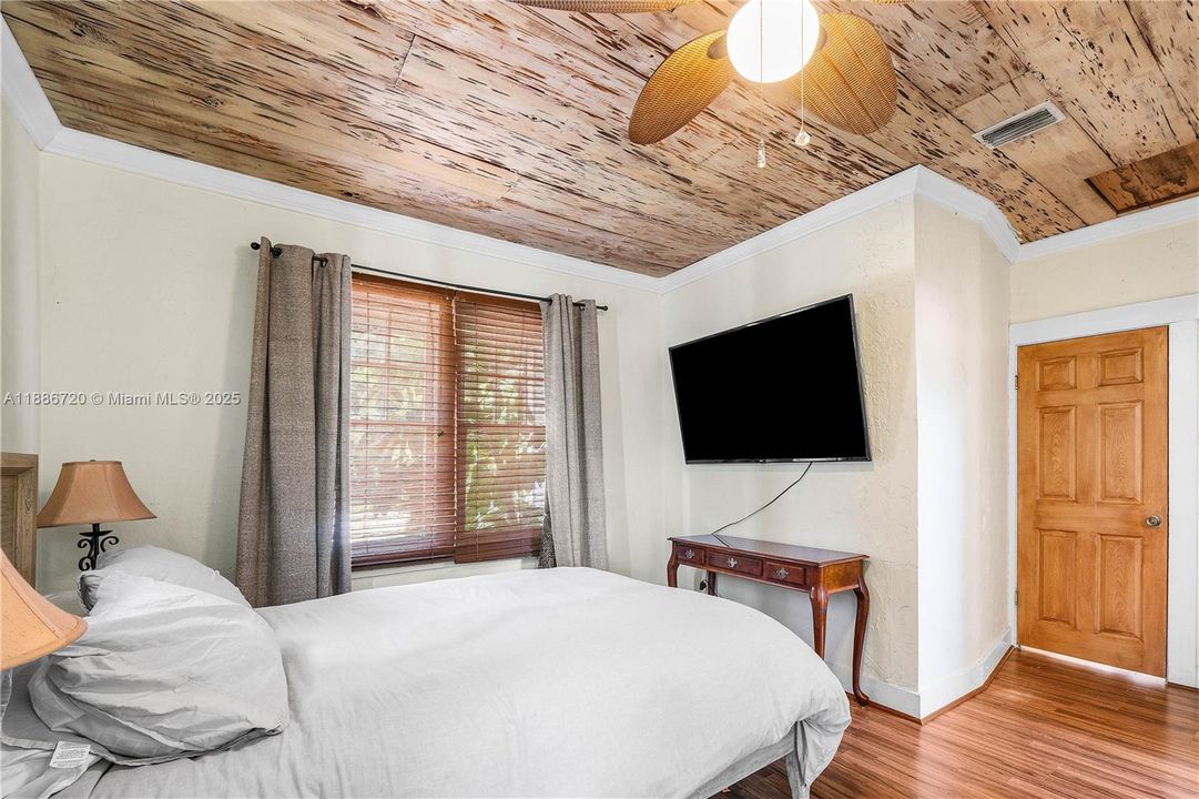 En Venta: $1,200,000 (2 camas, 2 baños, 1054 Pies cuadrados)