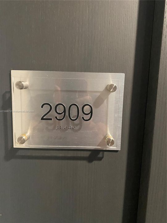 На продажу: $690,000 (2 спален, 1 ванн, 1086 Квадратных фут)