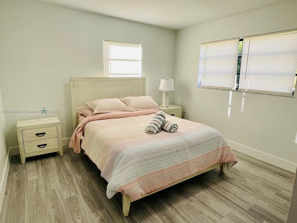 For Rent: $5,500 (2 beds, 2 baths, 1088 Square Feet)