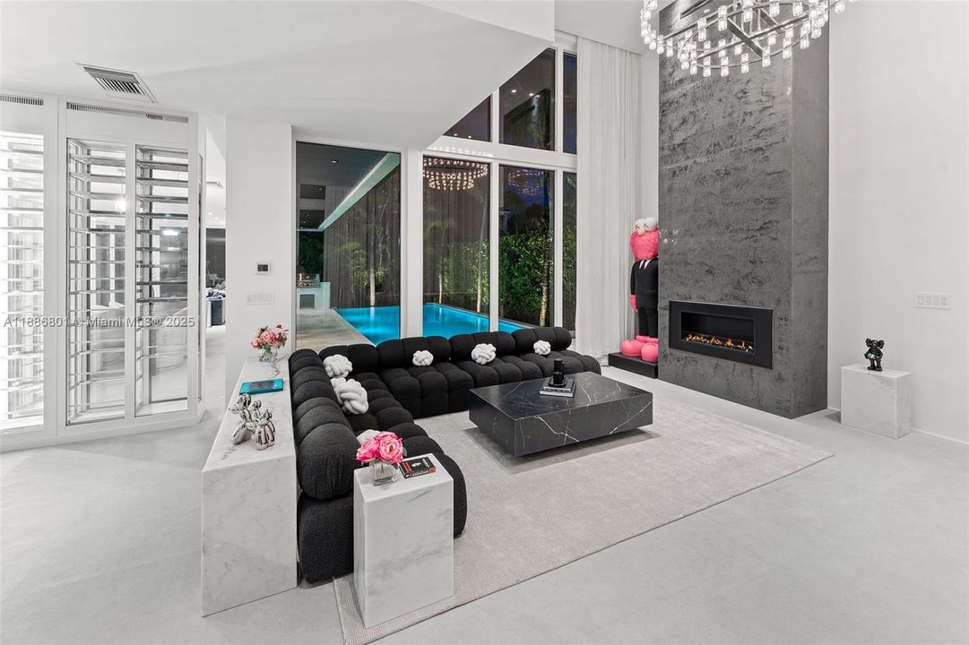 For Sale: $9,900,000 (3 beds, 3 baths, 3534 Square Feet)