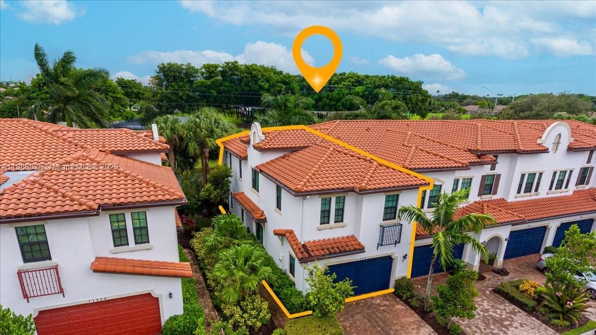 For Sale: $669,000 (3 beds, 2 baths, 2246 Square Feet)