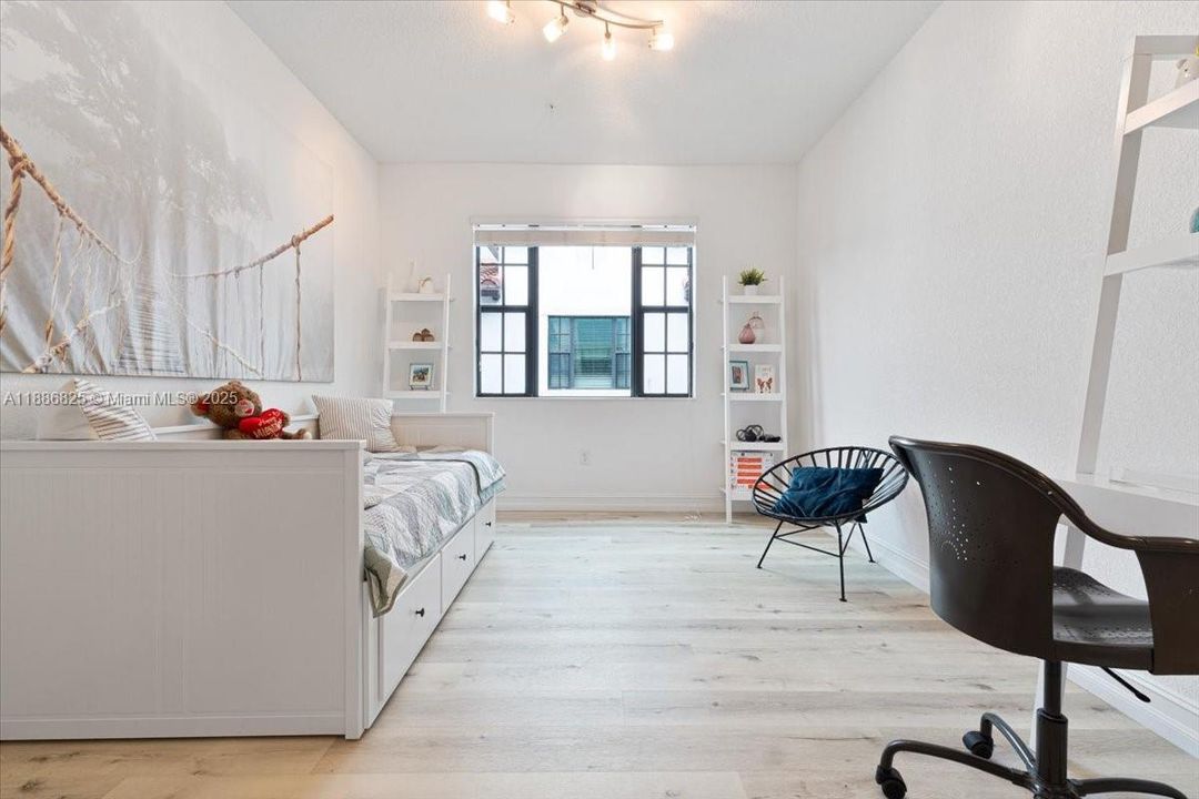 For Sale: $669,000 (3 beds, 2 baths, 2246 Square Feet)