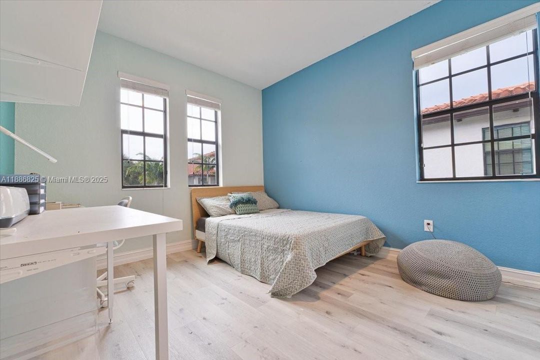 For Sale: $669,000 (3 beds, 2 baths, 2246 Square Feet)