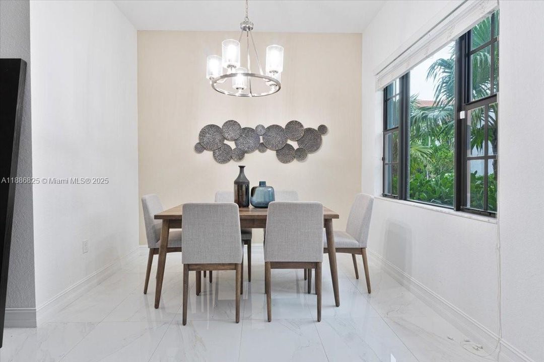 For Sale: $669,000 (3 beds, 2 baths, 2246 Square Feet)