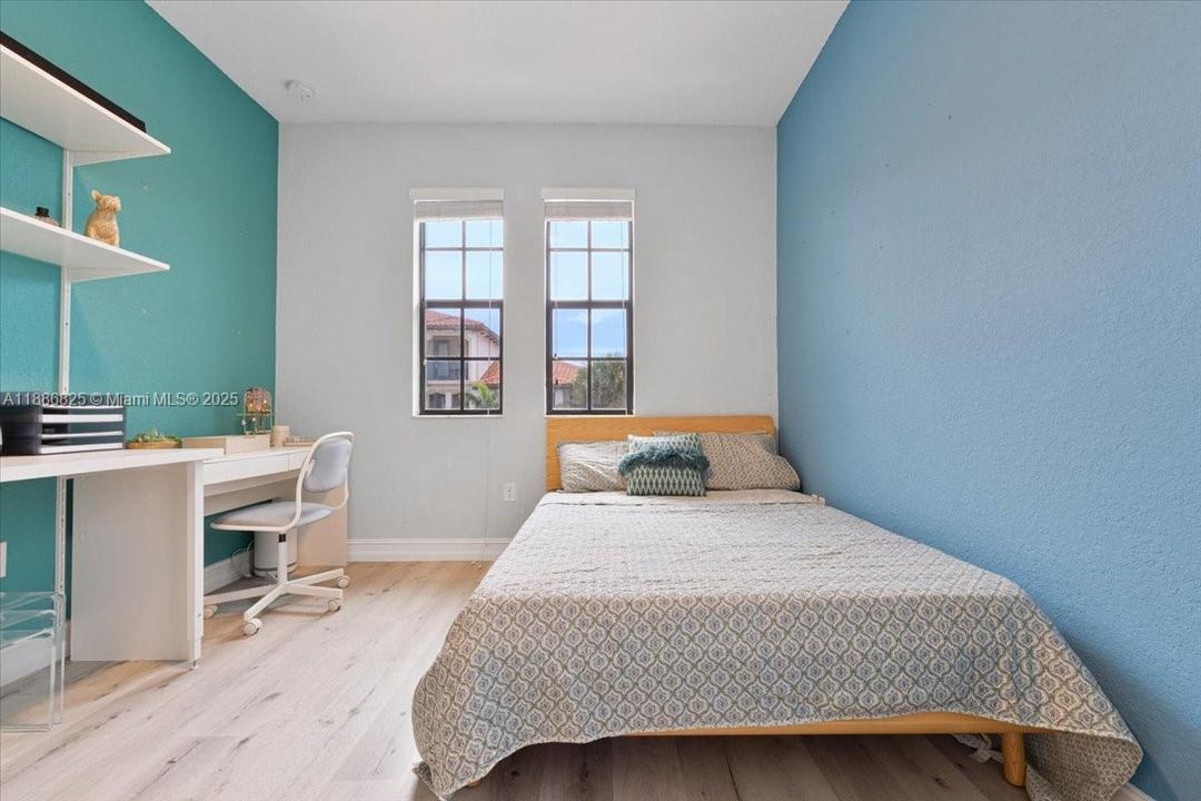 For Sale: $669,000 (3 beds, 2 baths, 2246 Square Feet)