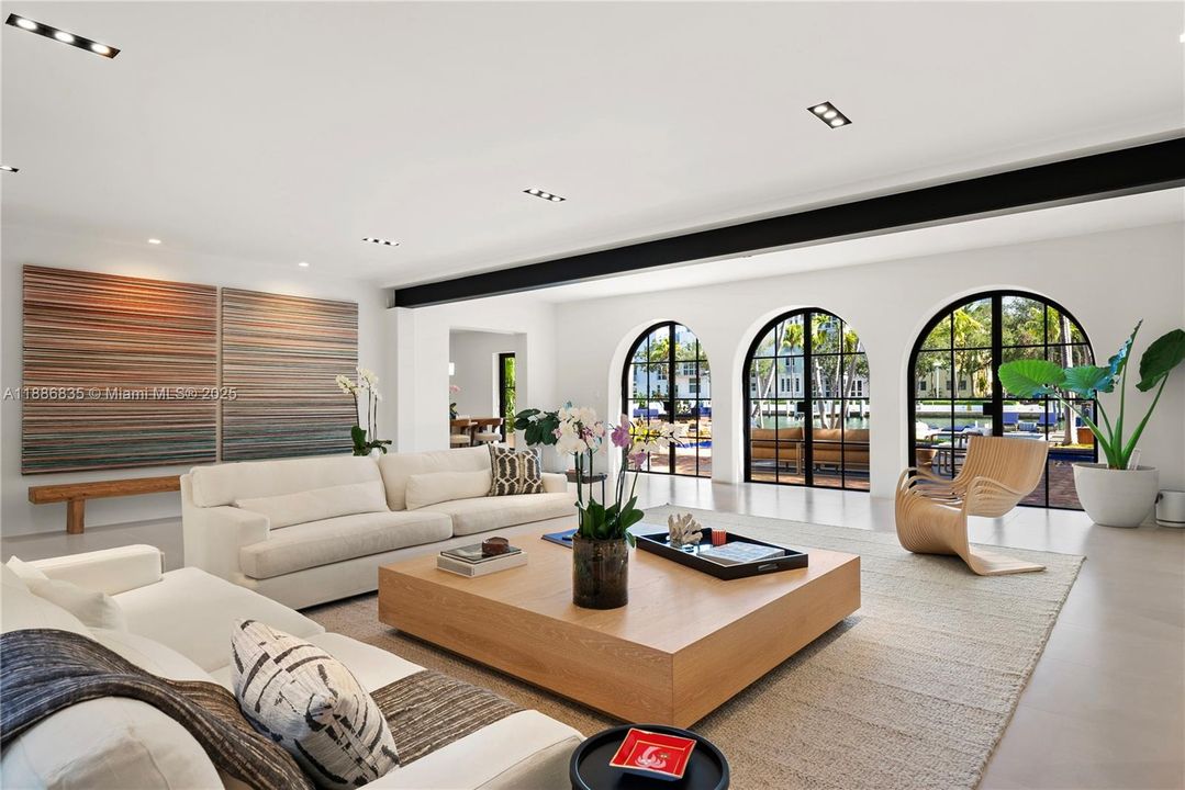 For Sale: $14,850,000 (5 beds, 4 baths, 4697 Square Feet)