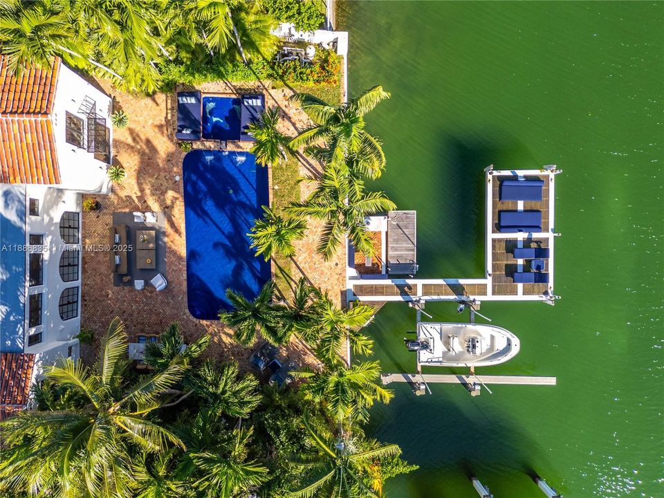 For Sale: $14,850,000 (5 beds, 4 baths, 4697 Square Feet)