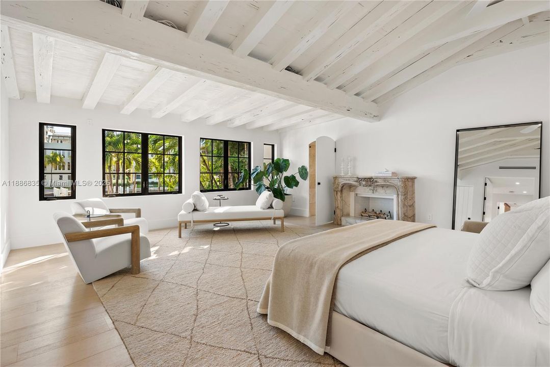 For Sale: $14,850,000 (5 beds, 4 baths, 4697 Square Feet)