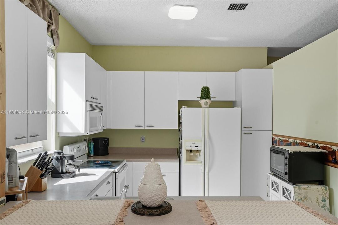 En Venta: $515,000 (3 camas, 2 baños, 1628 Pies cuadrados)