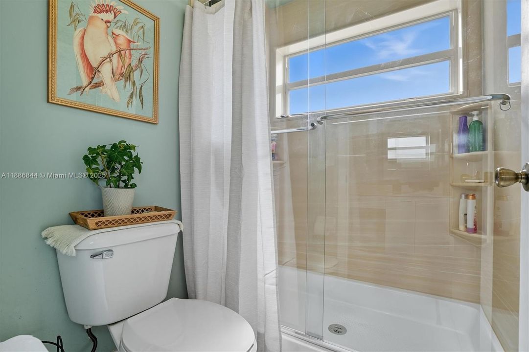 En Venta: $515,000 (3 camas, 2 baños, 1628 Pies cuadrados)