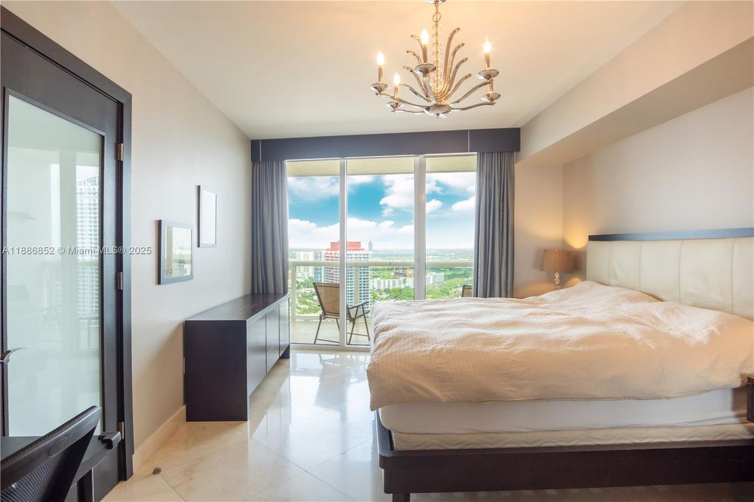 На продажу: $740,000 (2 спален, 1 ванн, 1086 Квадратных фут)