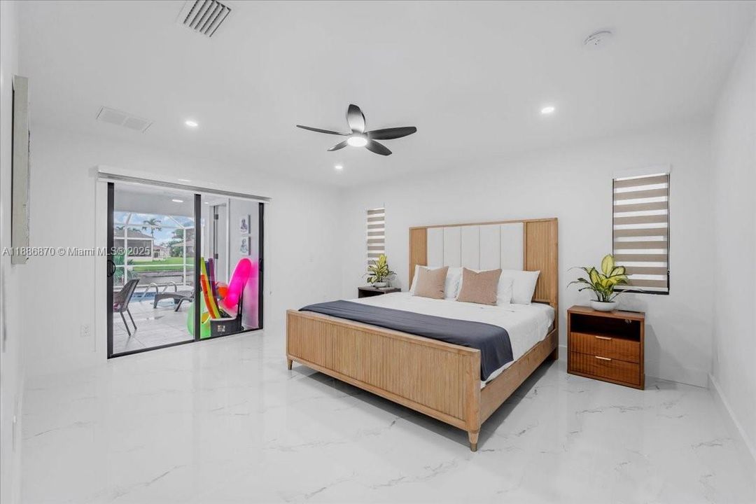 待售: $1,099,000 (3 贝兹, 3 浴室, 0 平方英尺)