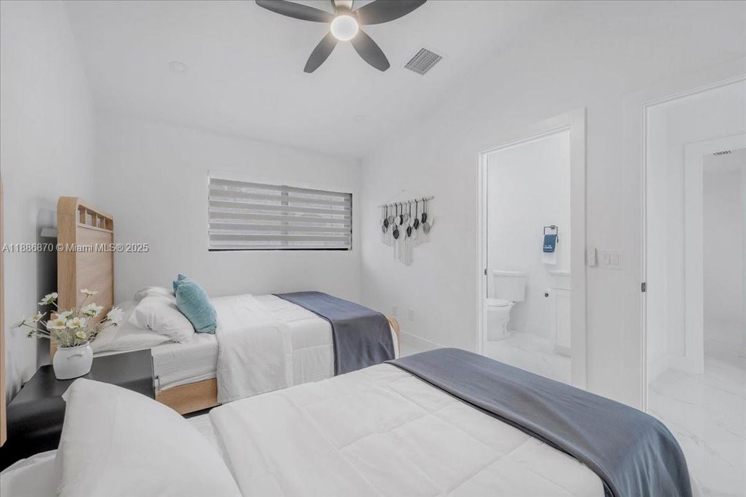 待售: $1,099,000 (3 贝兹, 3 浴室, 0 平方英尺)