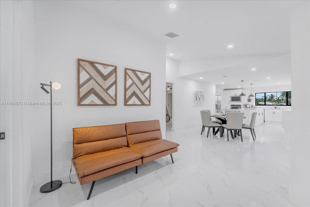 待售: $1,099,000 (3 贝兹, 3 浴室, 0 平方英尺)