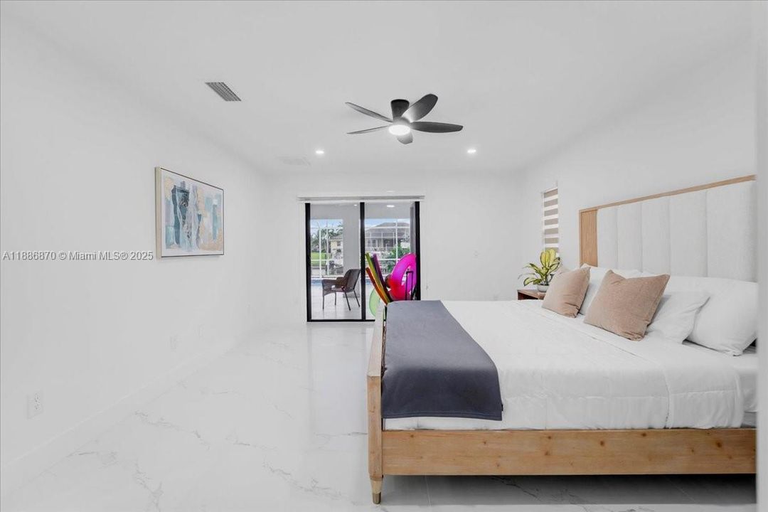 待售: $1,099,000 (3 贝兹, 3 浴室, 0 平方英尺)