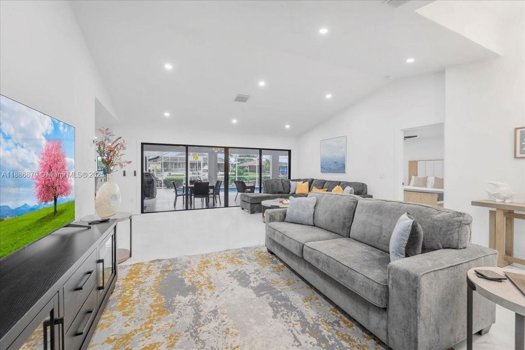 待售: $1,099,000 (3 贝兹, 3 浴室, 0 平方英尺)