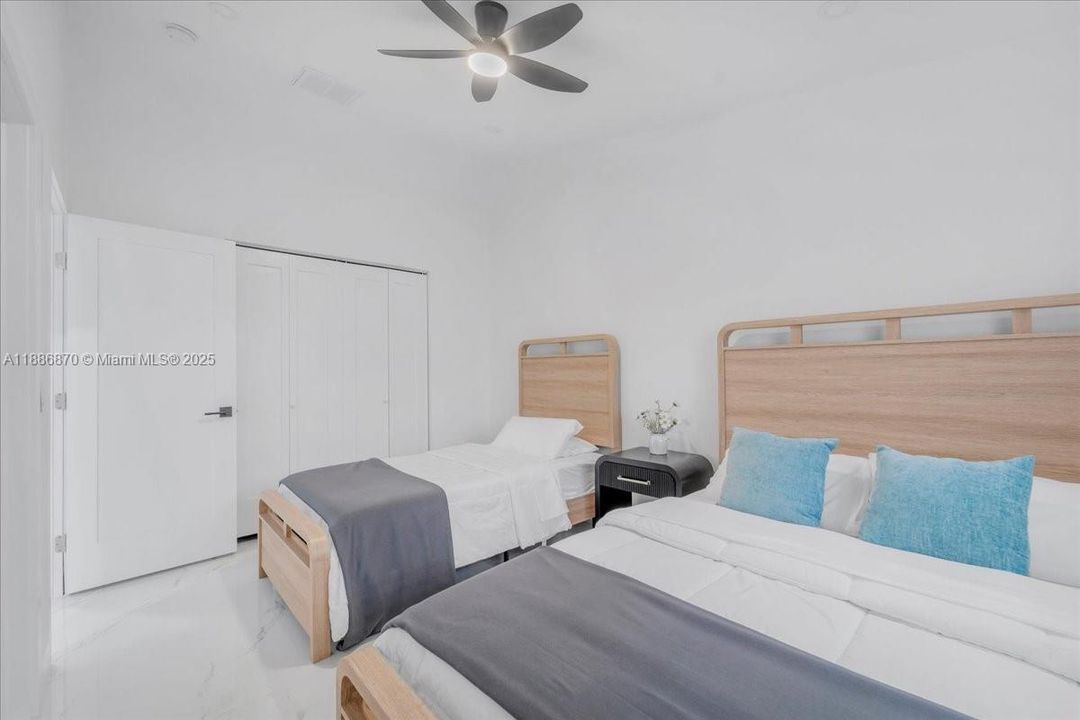 待售: $1,099,000 (3 贝兹, 3 浴室, 0 平方英尺)